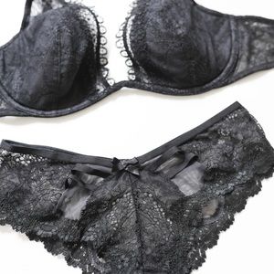 Victoria’s Secret Black Lace Lingerie Set